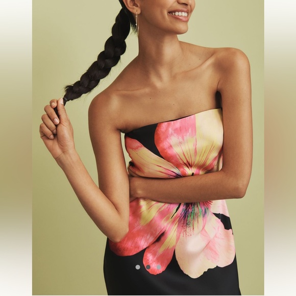 Floral Strapless Dress - Black and Pink - Picture 2 of 3